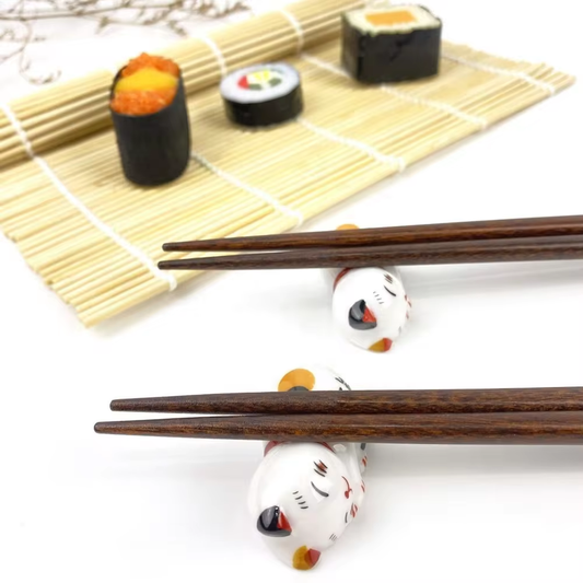 Lucky cat chopsticks set - 2 pairs of chopsticks with neko kitten rests in gift box